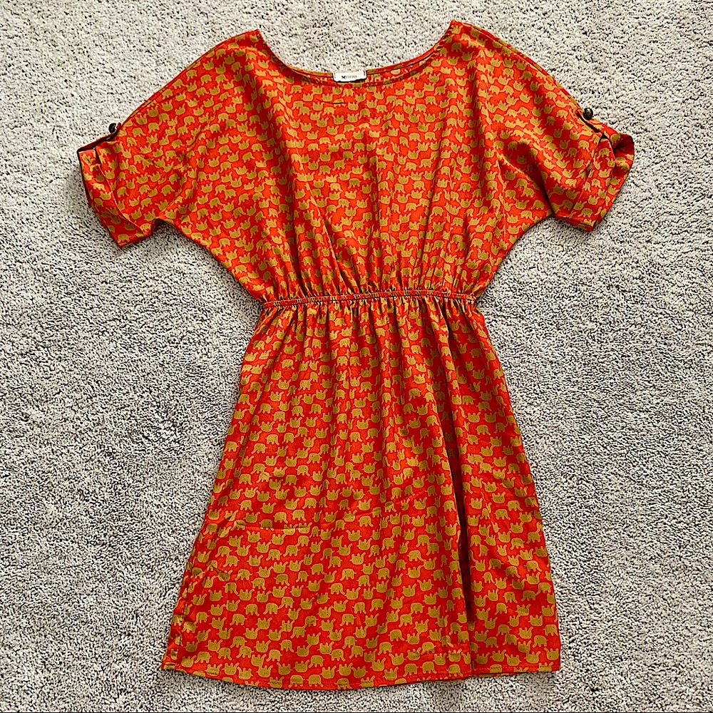 NWOT Everly elephant print dress